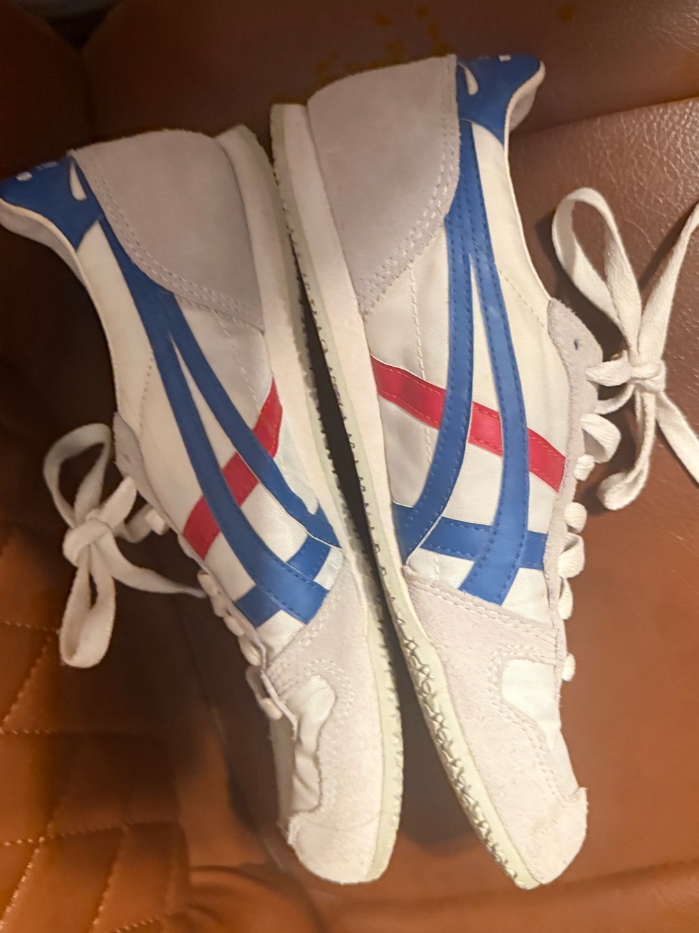 Onitsuka Tiger D109L red white blue running shoes women’s size 6.5 sneakers EUC - Picture 2 of 7